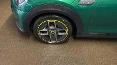 MINI Hatchback 135kW Cooper S Level 2 33kWh 3dr Auto Electric Hatchback